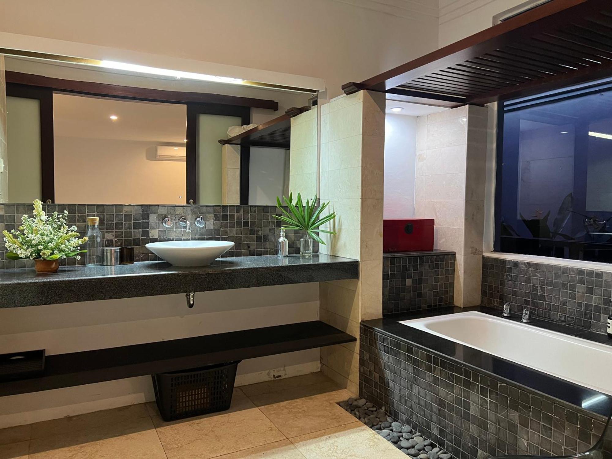 The Mia Bali Villa Kerobokan Eksteriør billede